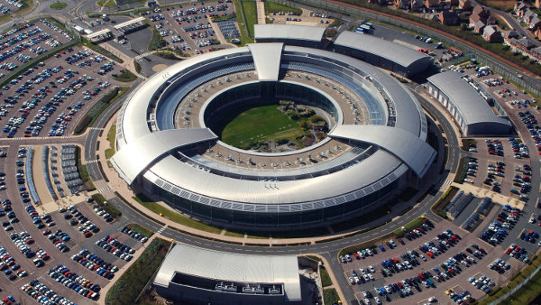 Affaire Snowden : le gouvernement britannique force le Guardian à détruire certaines informations (Le Monde)