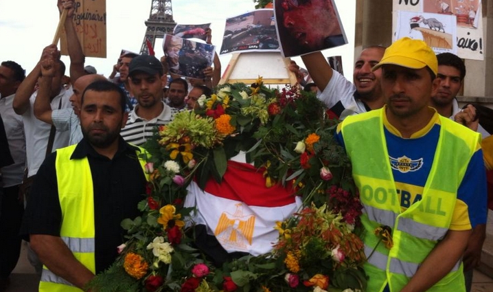 Manifestation du vendredi 16 août 2013 au Trocadéro, en réponse aux violences perpetrées par l’armée égyptienne