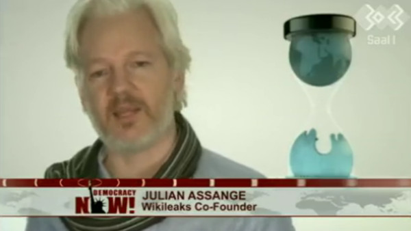 Julien Assange appelle les hackers à s’unir contre la surveillance de la NSA