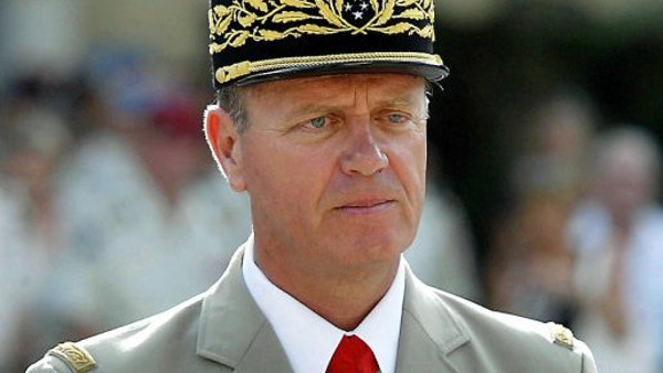 Un général français dénonce la manipulation dans l’affaire des attentats de Paris (Algérie Patriotique)