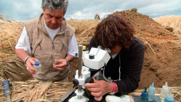 Un autre regard sur les sols et l’agriculture avec Claude et Lydia Bourguignon
