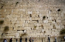 Un garde israélien tue par méprise un juif au Mur des Lamentations (Romandie)