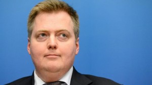 Sigmundur Davíð Gunnlaugson, Premier Ministre d'Islande