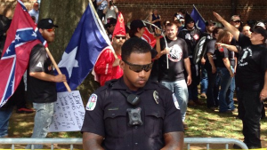 Charlottesville racines mal racisme général Lee